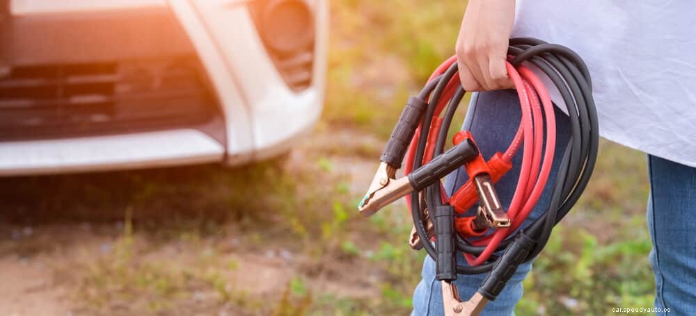 6 Symptoms of a Loose Alternator Belt (& Replacement Cost)