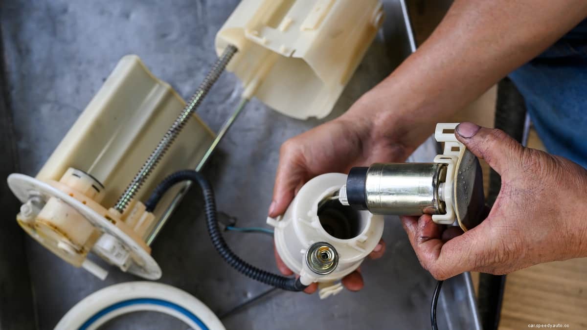 8 Symptoms of a Bad Fuel Pump (& Replacement Cost)
