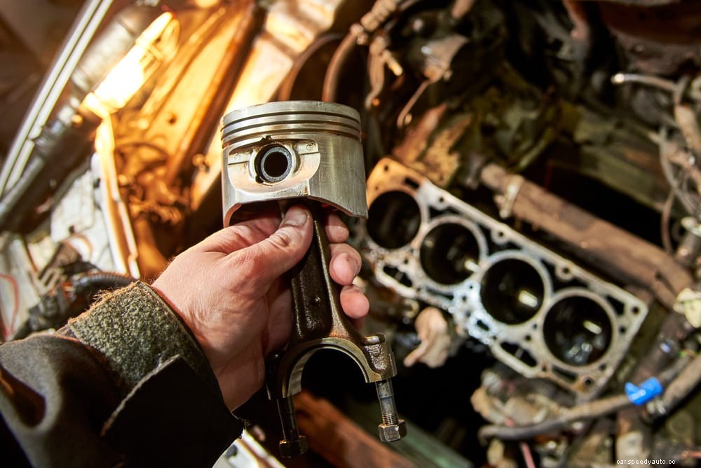 8 Causes of Low Compression in a Car Engine (& How to Fix)