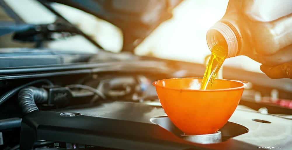 6 Symptoms of a Bad Valve Seal (& Replacement Cost)