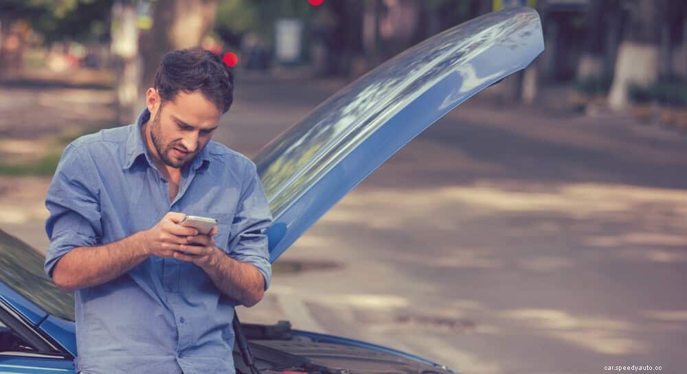 6 Symptoms of a Bad Voltage Regulator (& Replacement Cost)