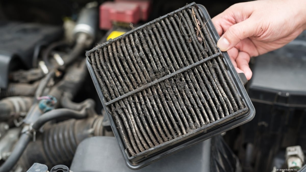 6 Symptoms of a Dirty Air Filter (& Replacement Cost)