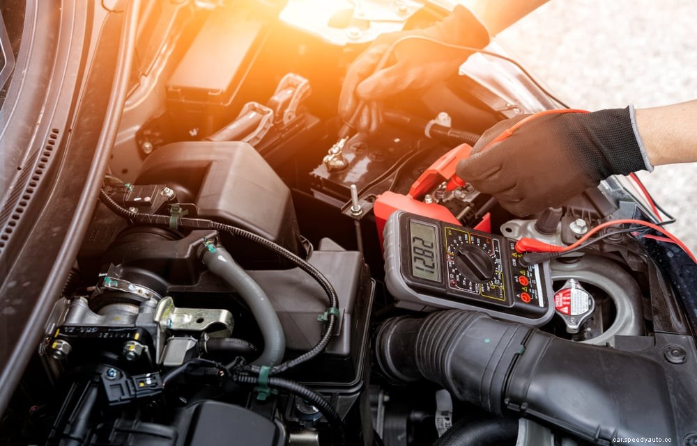 8 Things That Can Drain Your Car Battery (& How To Prevent It)