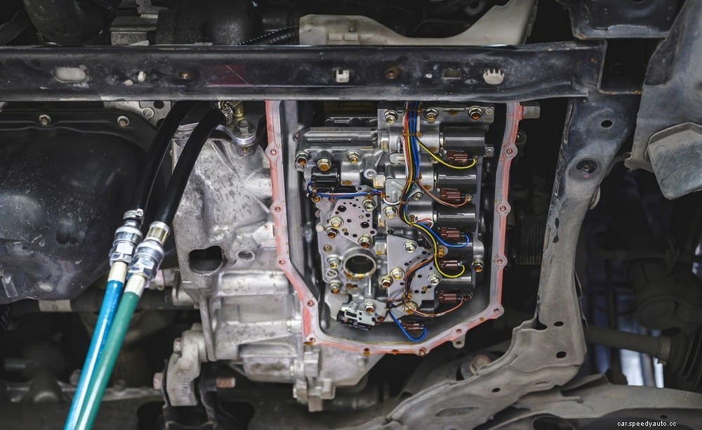 6 Causes of Transmission Fluid Leaks (& Repair Cost)