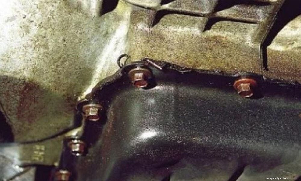 6 Causes of Transmission Fluid Leaks (& Repair Cost)