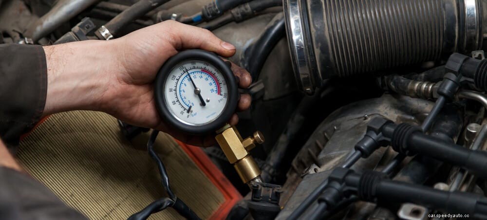 Low Oil Pressure: Symptoms & Causes (& How to Fix it)