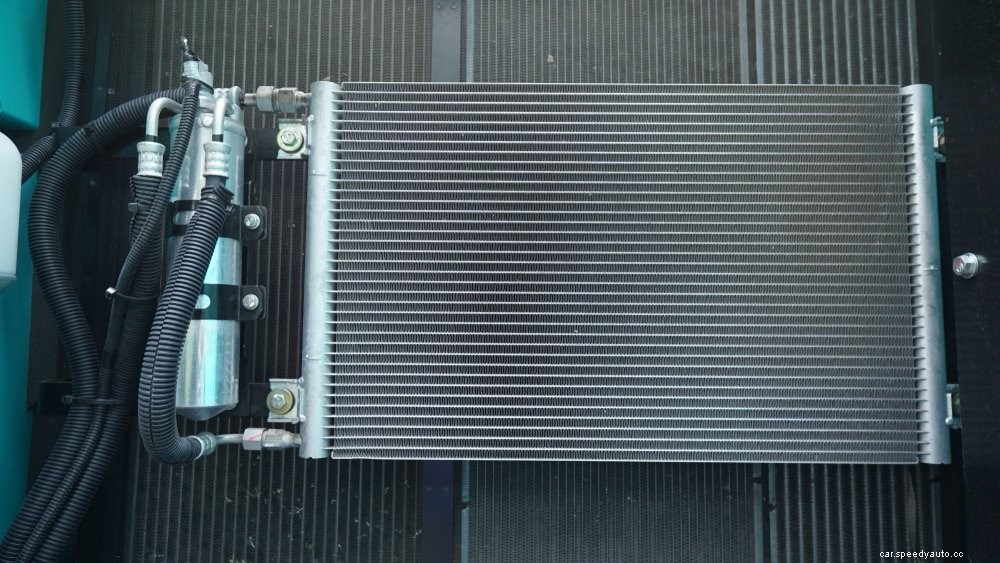 Car AC Not Blowing Cold Air? Common Causes (& How to Fix)