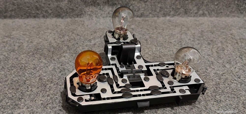 Tail Lights Not Working But Brake Lights Are? (How to Fix)