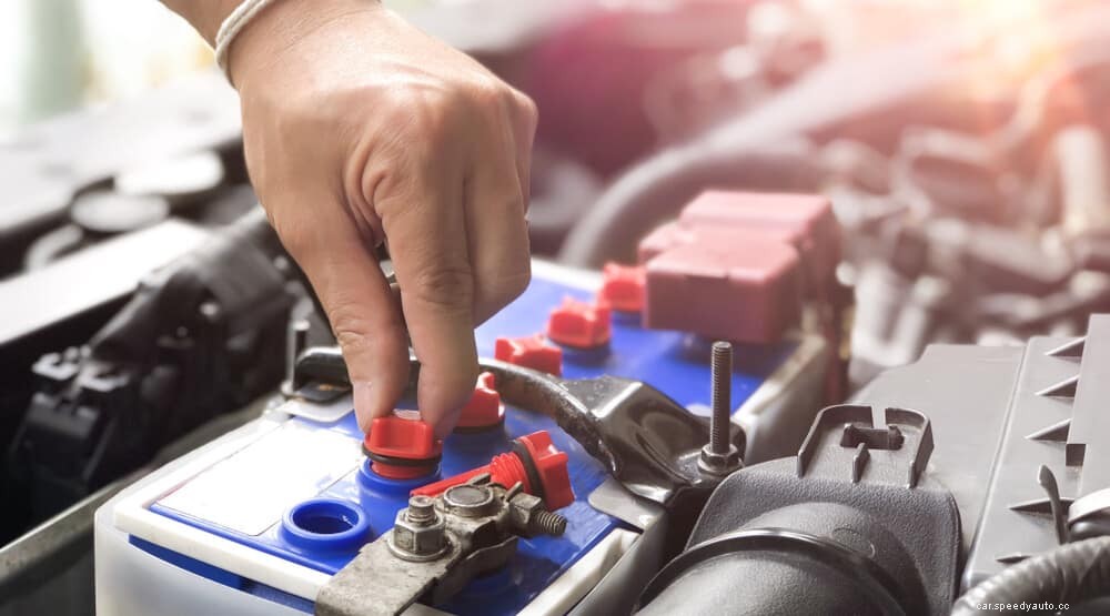 How to Recondition a Car Battery at Home (5 Easy Steps)