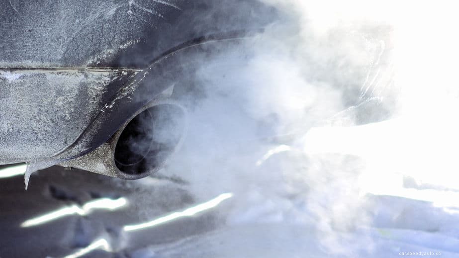 White smoke from car exhaust!? Causes and Solutions to fix tailpipe smoke