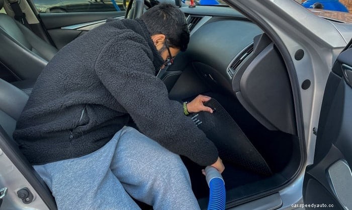 How to Clean a Flooded Car Carpet – The Detailed Guide