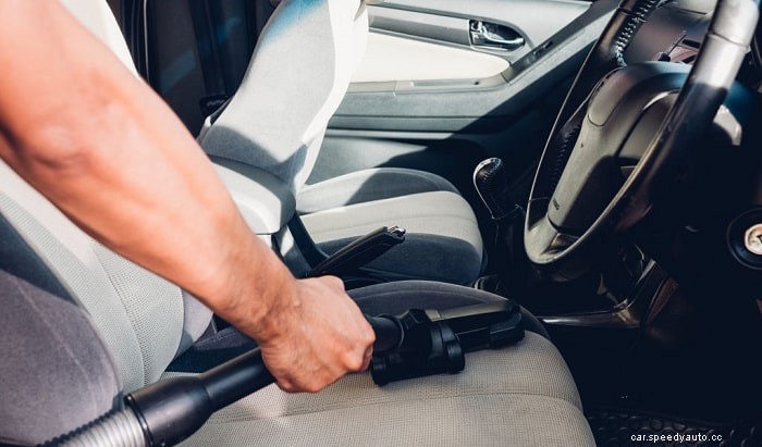 How to Clean Interior of Car With Household Products?