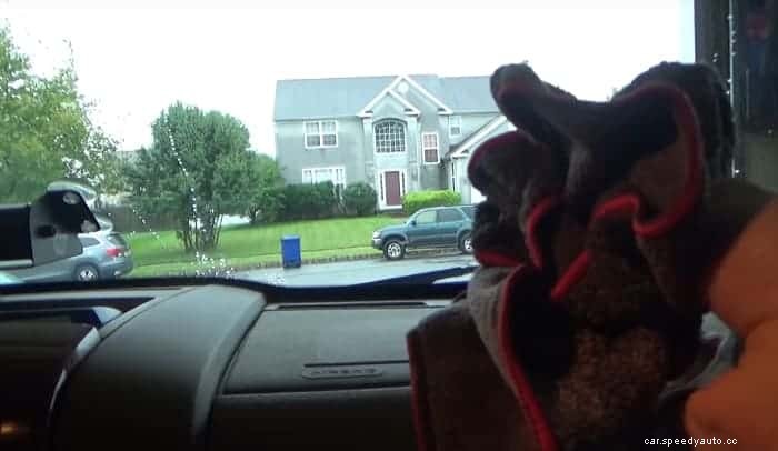 How to Clean the Inside of a Windshield? – Car Care Guides