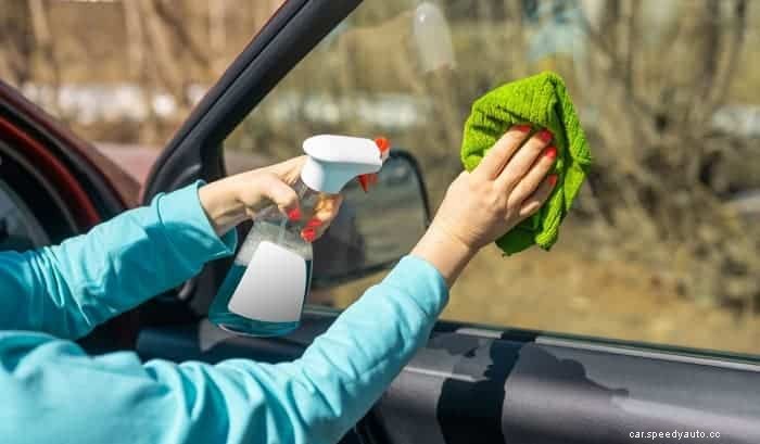 Cleaning Car Tips: How to Clean Car Windows without Streaks in 6 Easy Steps?