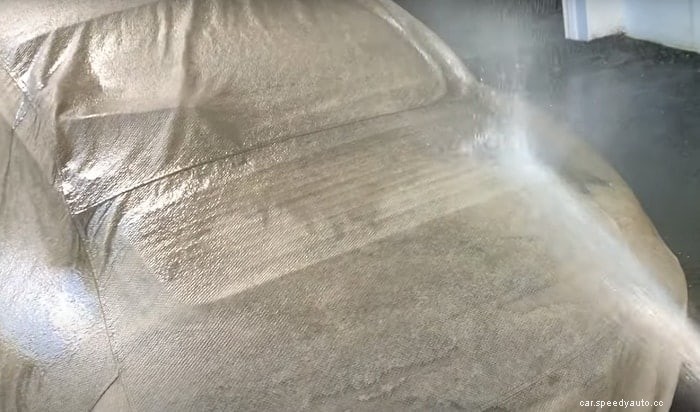 Essential Car Care Tips: How to Wash a Car Cover?