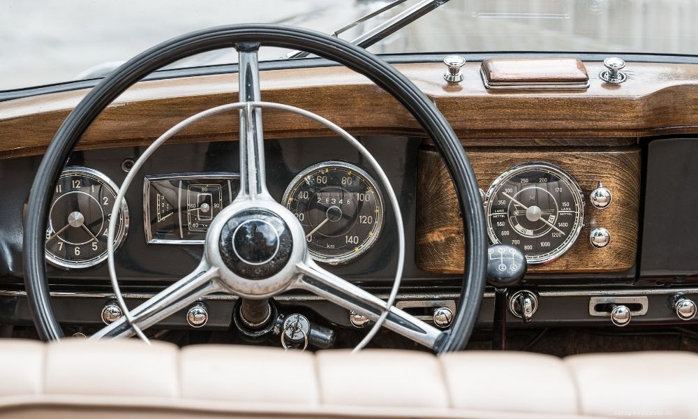 A Brief History of the Mercedes-Benz Brand