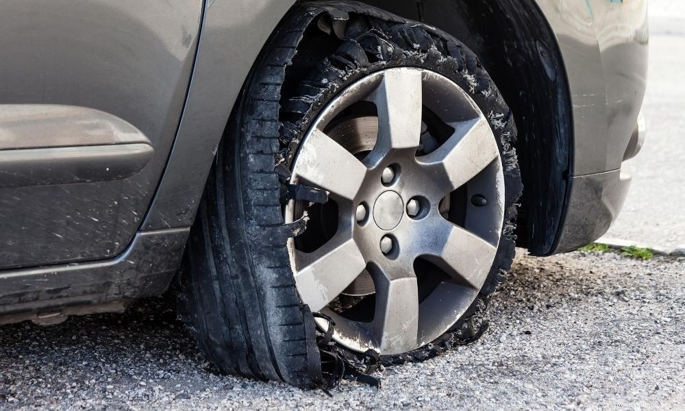 The Dangers of Driving on a Bent Rim