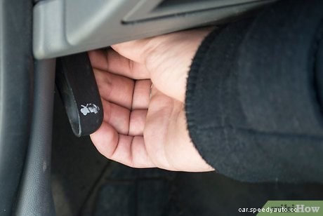 How to Open the Hood of a Vehicle