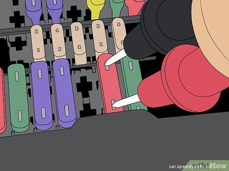 How to Fix a Cigarette Lighter in a Car