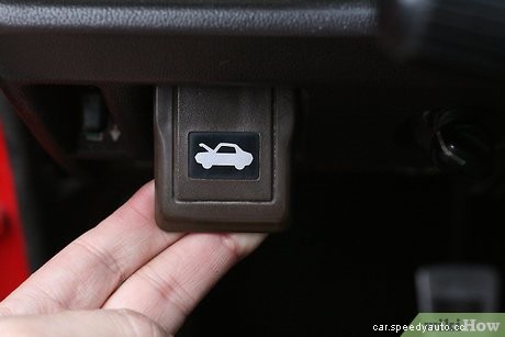 How to Fix a Broken Car Horn