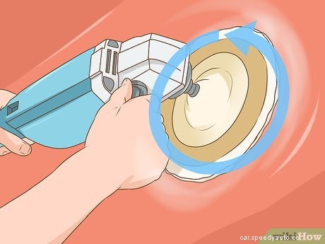 How to Touch up Scratches on Your Car