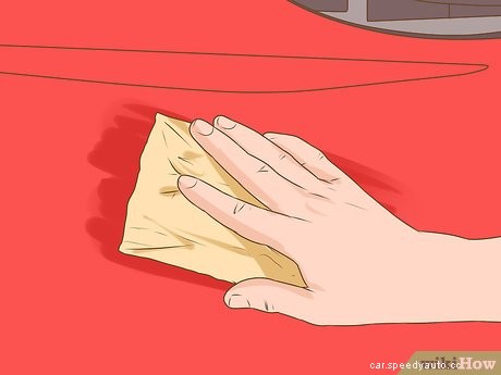 How to Touch up Scratches on Your Car