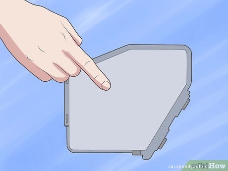 How to Change Fuses in a Car
