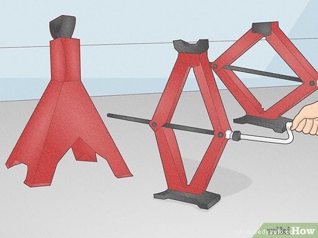 How to Repair an Exhaust Pipe with a Tin Can