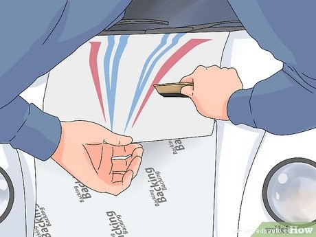 How to Decorate the Exterior of a Car