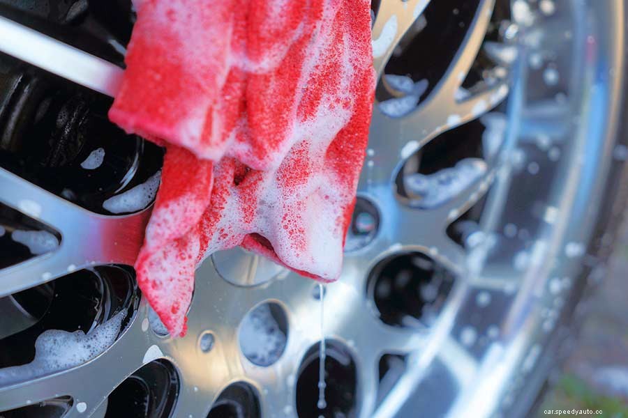 How to Wash Your Vehicle the Right Way