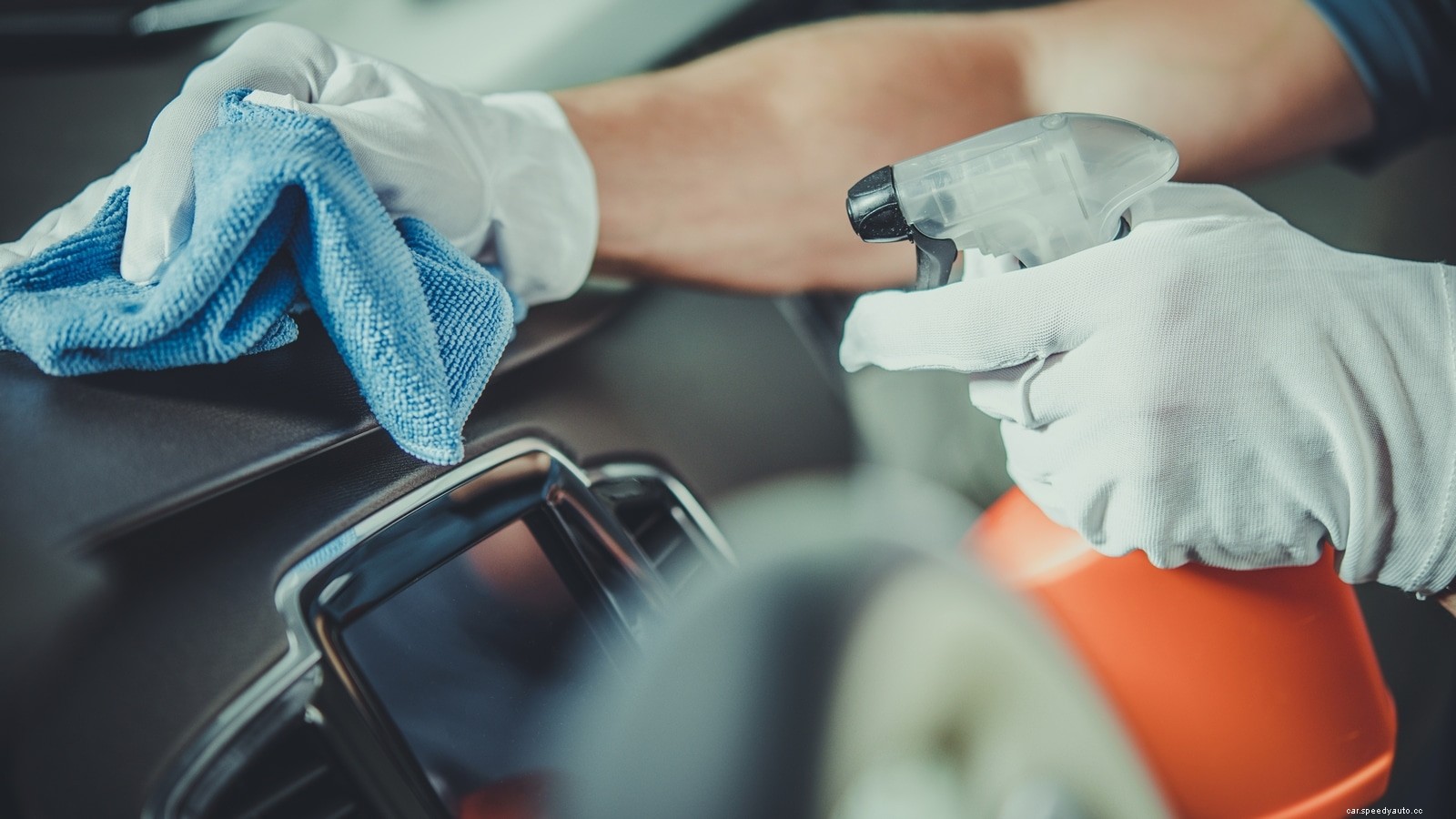 How to Clean Your Car to Reduce the Spread of the Coronavirus