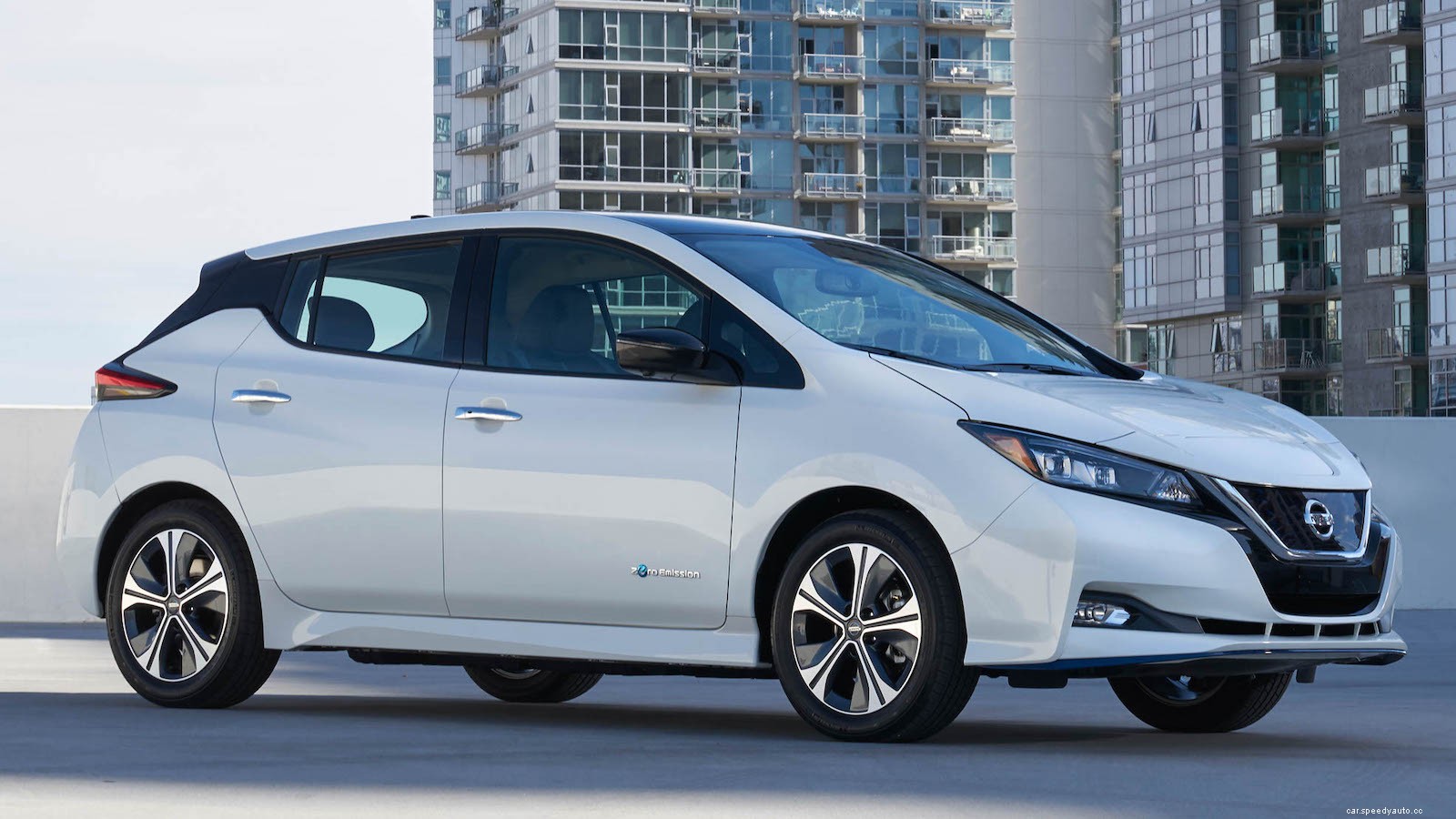 How to Maximize EV Range in Hot Weather