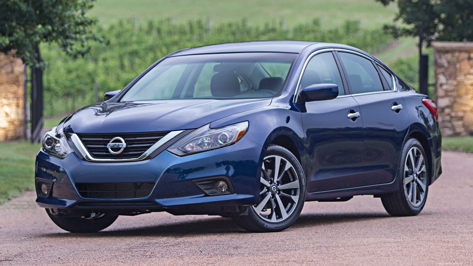 Best Commuter Cars and SUVs in 2021 and 2022