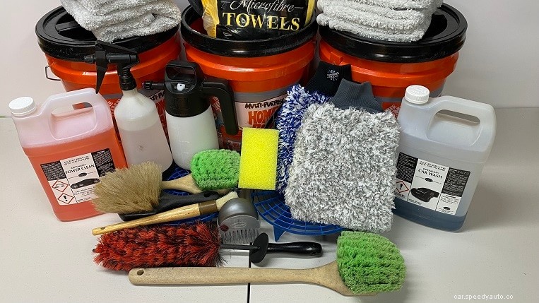 Best Car Cleaning Kits: Products and Equipment