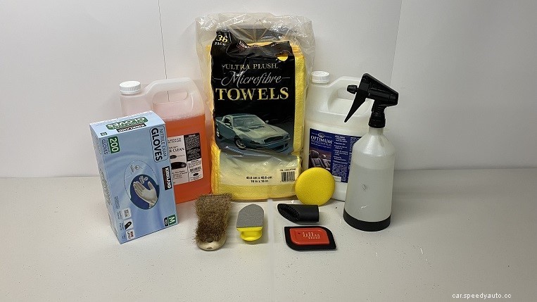 Best Car Cleaning Kits: Products and Equipment