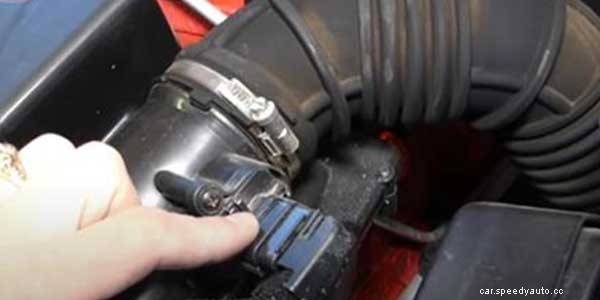 How to Fix P1101 Chevy Malibu?