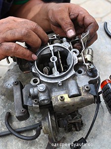 How to Start a Flooded Engine Carburetor