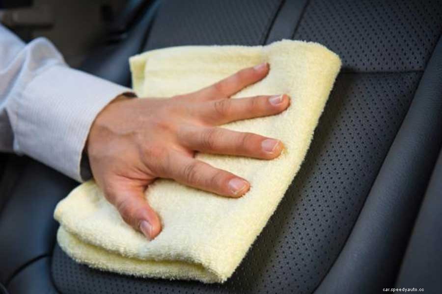 How to Remove Blood Stains from Car Seats