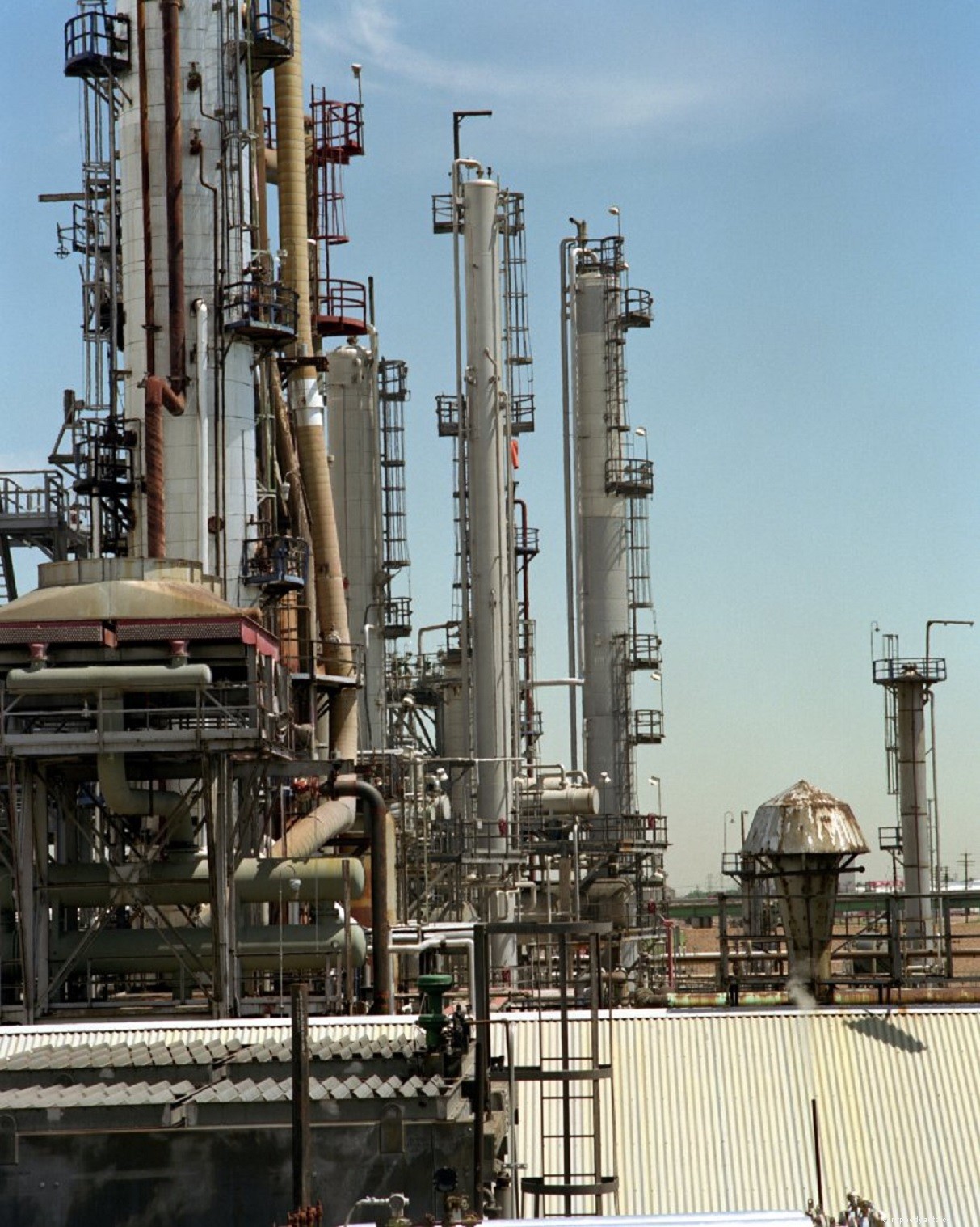 Blue Hydrogen Production Has a Dirty (Natural) Gas Problem