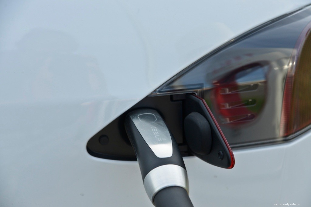 Who Makes the Best Ev Charger for Your Ev?