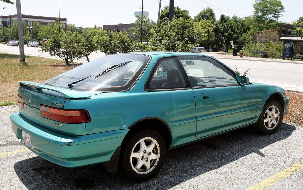 5 Reasons You Shouldn’t Buy a 90s Honda or Acura