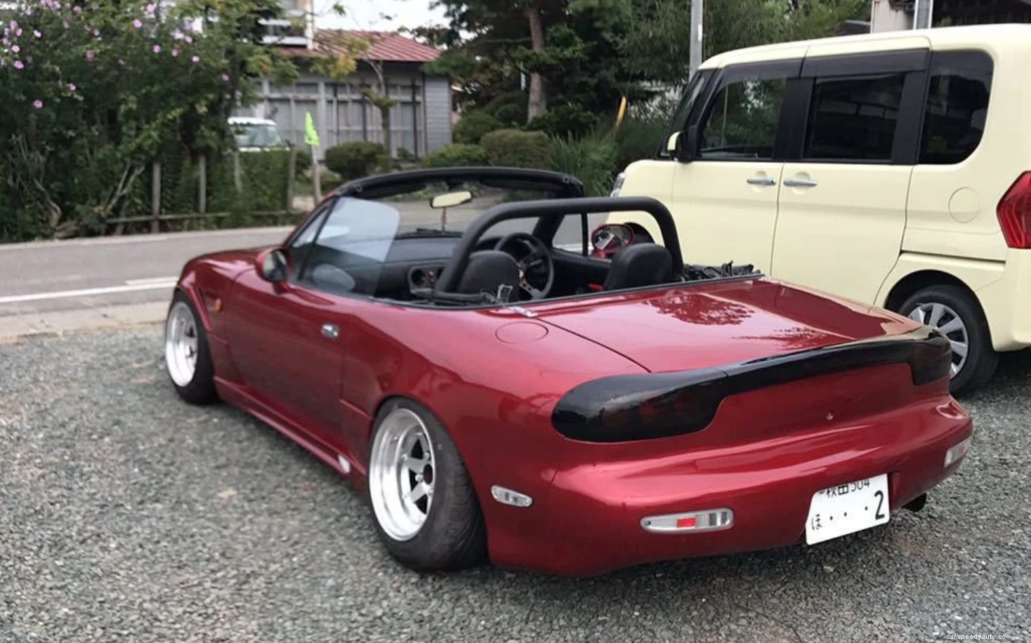 Mashup: Mazda Miata With An RX-7 Rear End-Looks Good