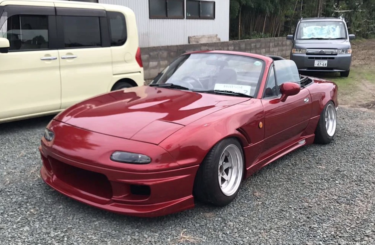 Mashup: Mazda Miata With An RX-7 Rear End-Looks Good