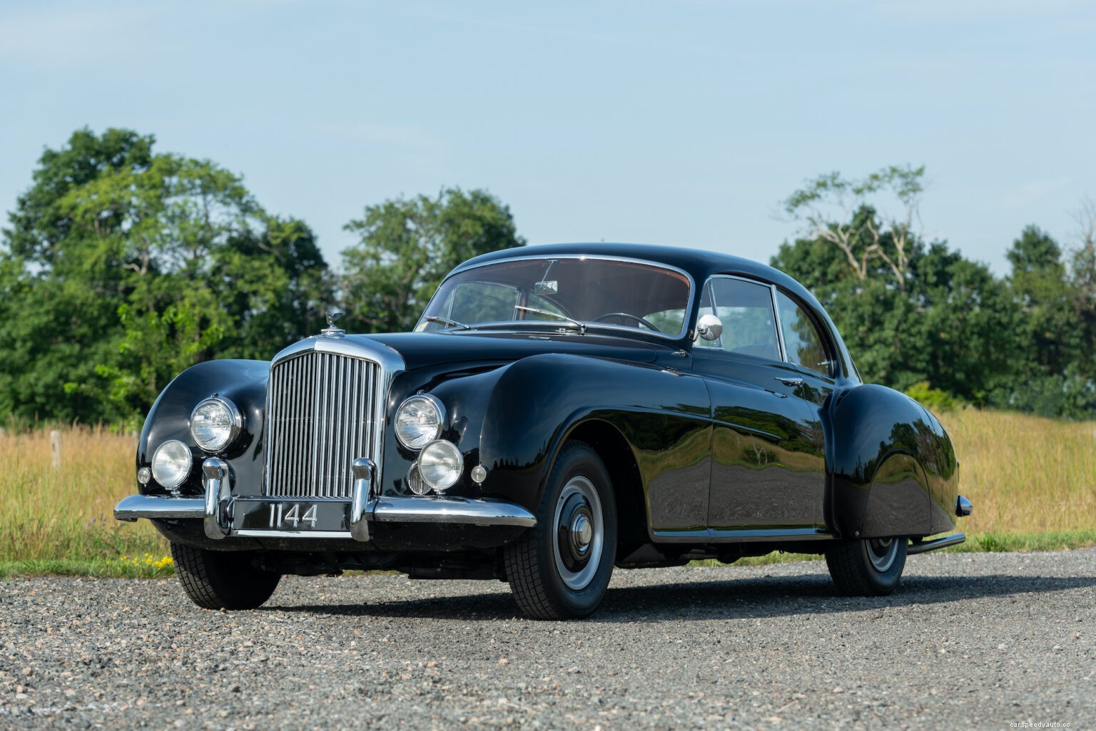 This Is the Classiest James Bond Car That Everyone Has Forgotten About