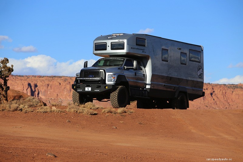 $1.7 Million EarthRoamer HD: Overkill Overlanding Off the Grid