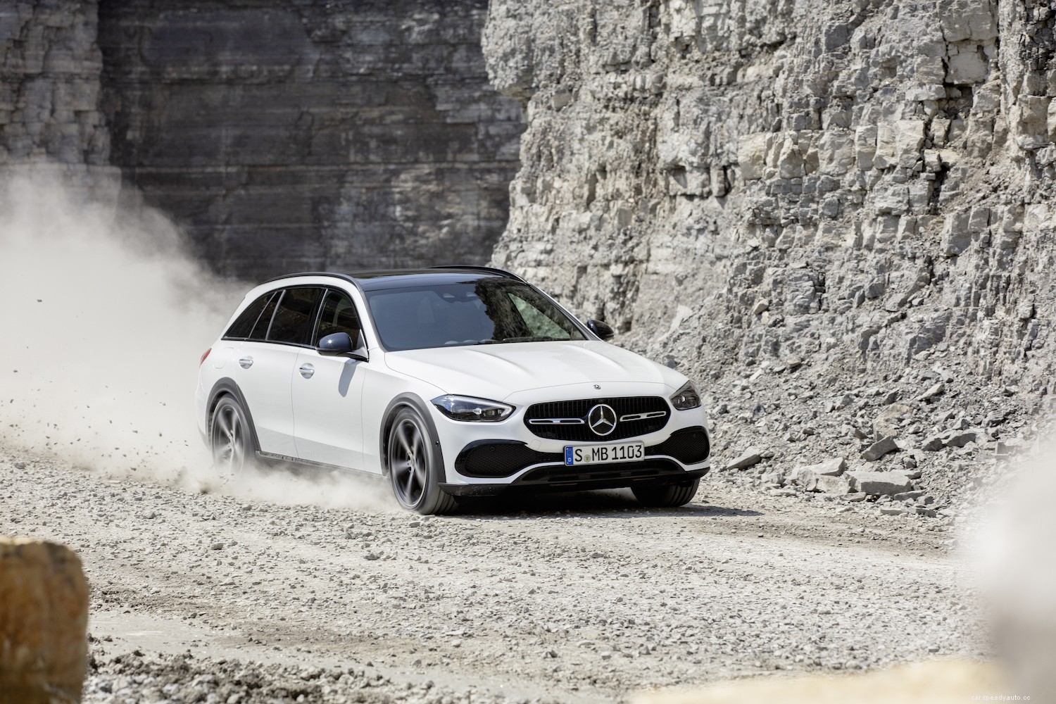 Only for Europe: Mercedes-Benz C-Class All-Terrain