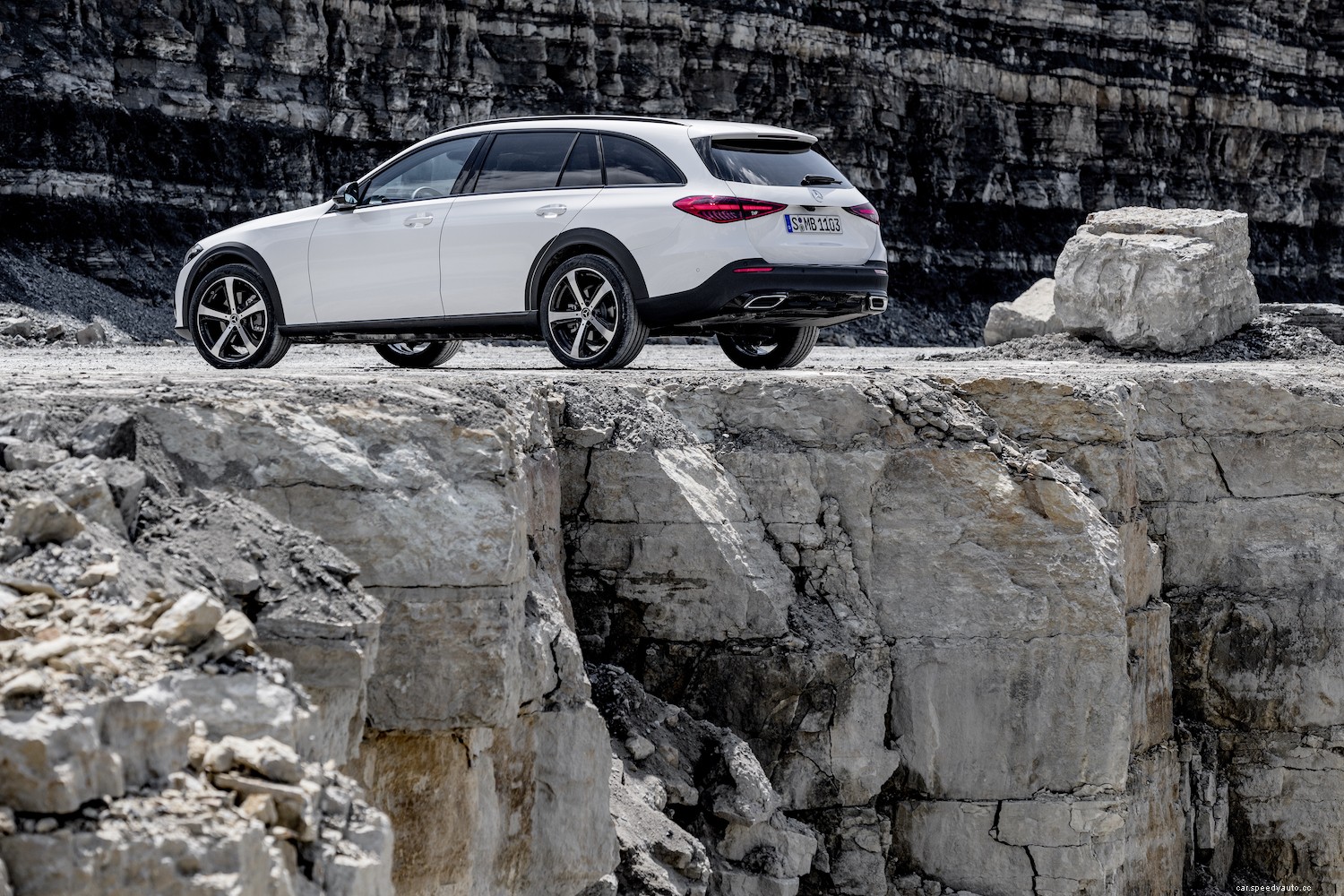Only for Europe: Mercedes-Benz C-Class All-Terrain