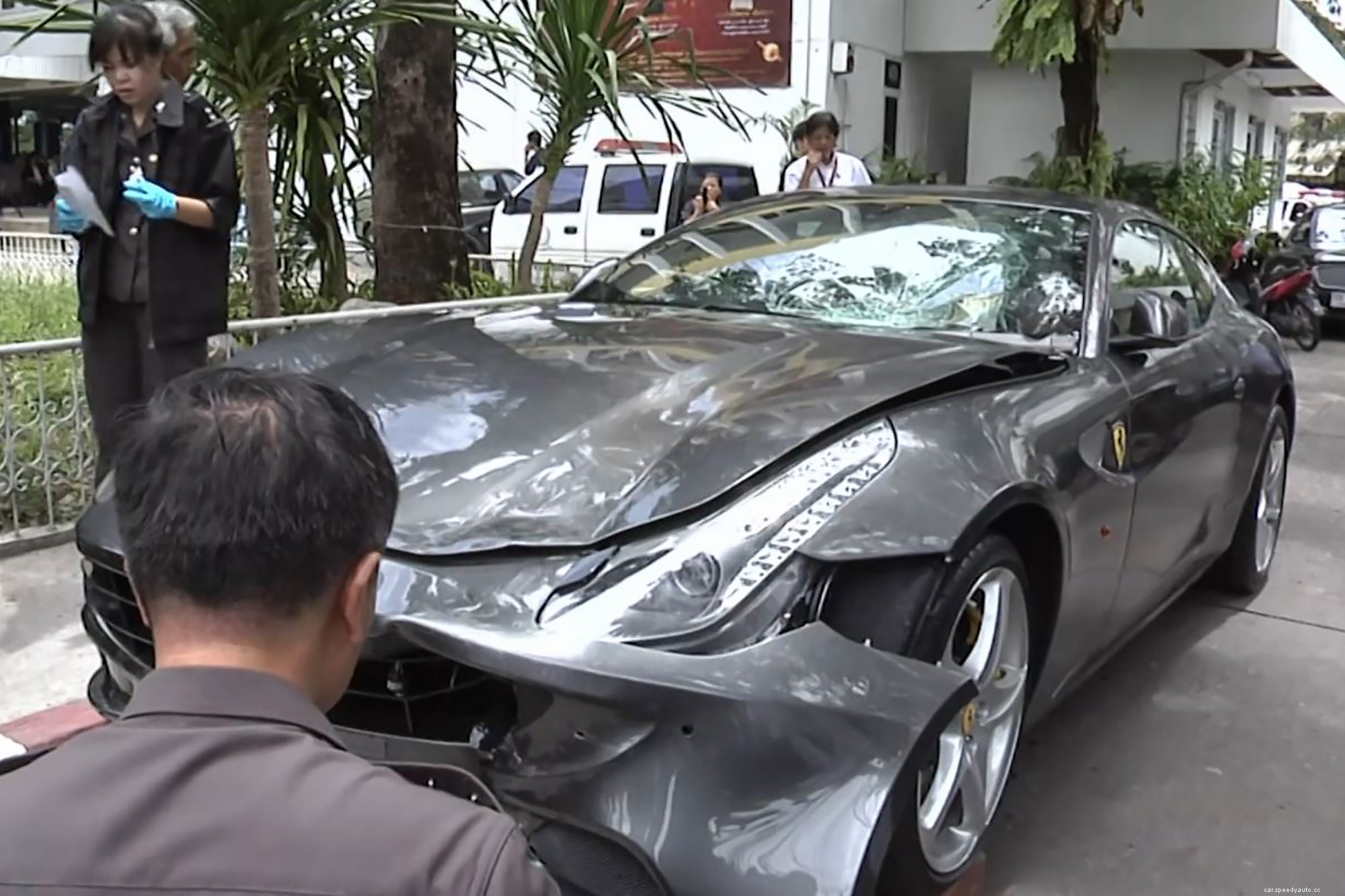 Fatal Ferrari FF Supercar Crash Involving Red Bull Heir Vorayuth “Boss” Yoovidhya