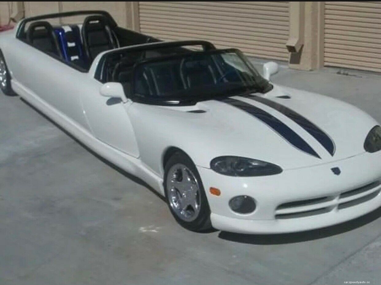 This Dodge Viper Limousine Is Totally Weird
