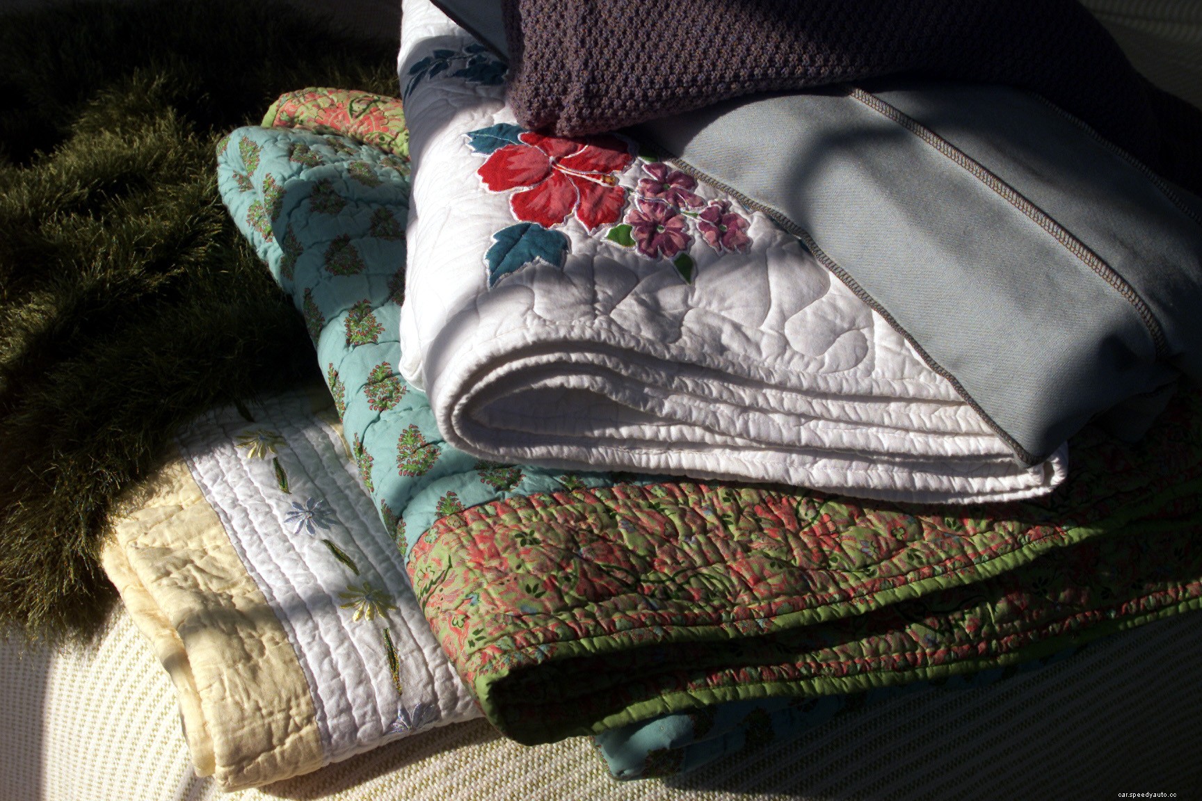 Hot Tips That’ll Keep Your Car’s Interior Cool When Parked